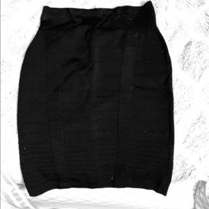 Black bodycon skirt